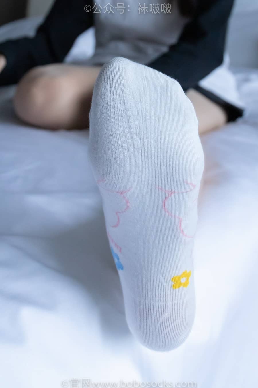 [BoBoSocks袜啵啵] NO.015 稚予-阿迪板鞋、白色短棉袜、肉丝 [135P1V3.05G]