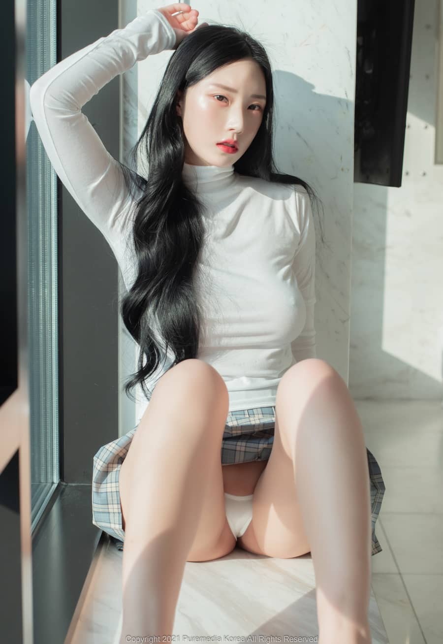 Pure Media Vol.143 Riha (리하) [148P1G]