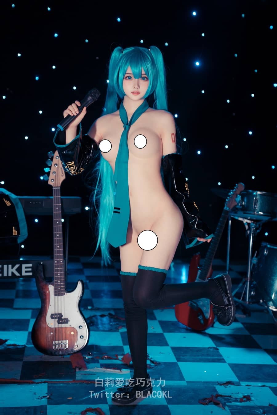 白莉爱吃巧克力 - miku [102P900M]