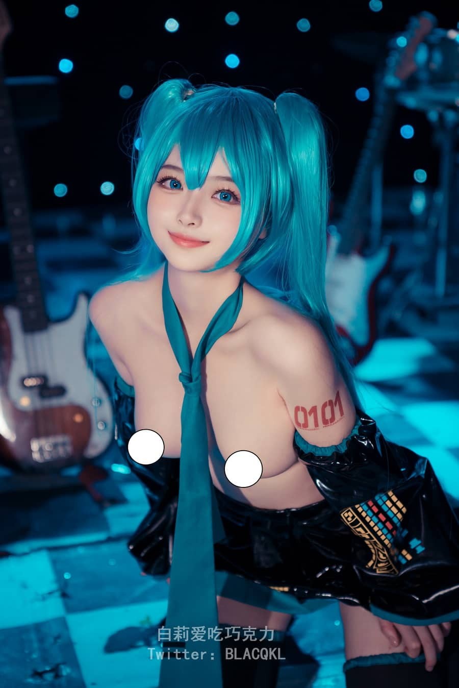 白莉爱吃巧克力 - miku [102P900M]