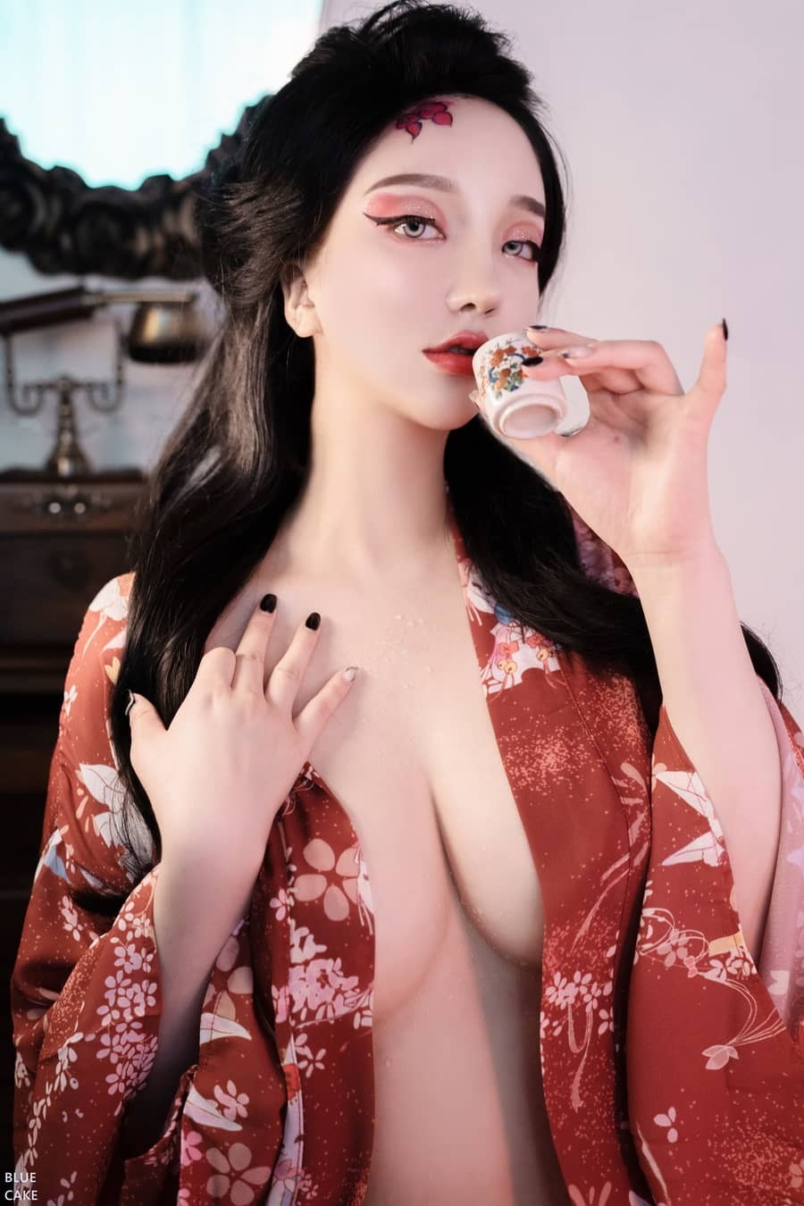 [BLUECAKE] YeEun (손예은) – Red Oni [108P650M]