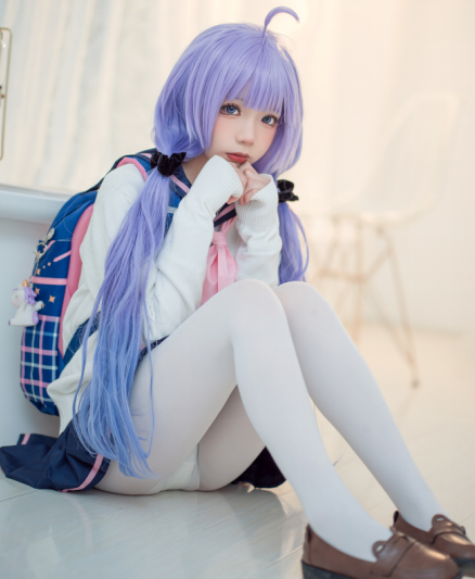 cos-王胖胖u 独角兽制服 （18P,197M）